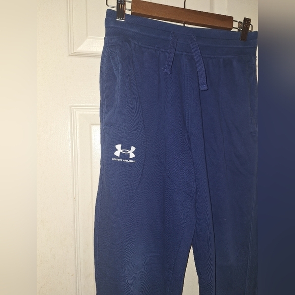 Under Armour joggers S/M - Picture 2 of 7